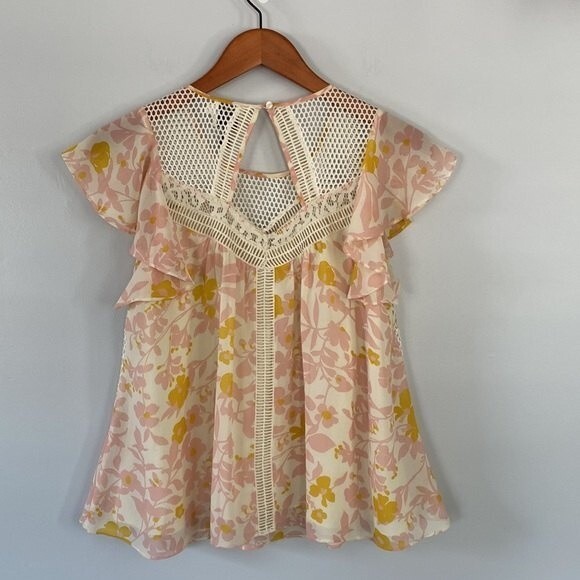 Anthropologie HD In Paris Floras Flutter Short Sleeve Top Floral Lace Key Hole - Picture 7 of 14